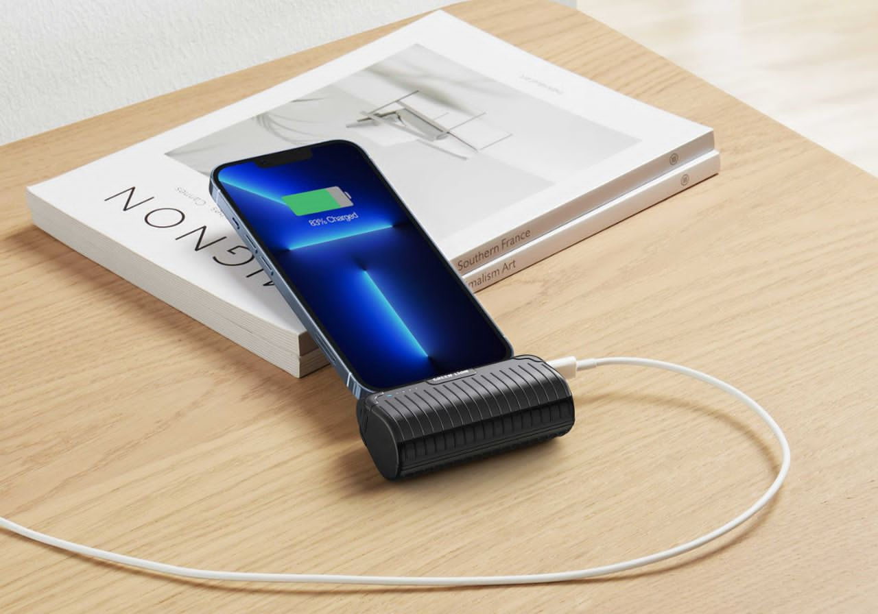پاوربانک جیبی کانکتور تایپ سی 5000 میلی آمپر گرین Green Pocket Power Bank 5000mAh PD 20W with type-c Connector